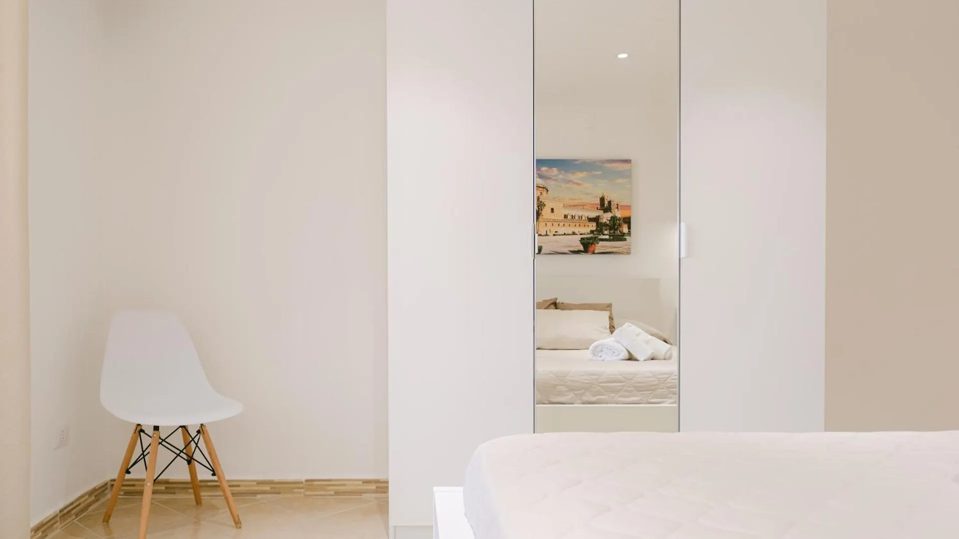 Kaluri Apartment Palermo 0*,  Italy